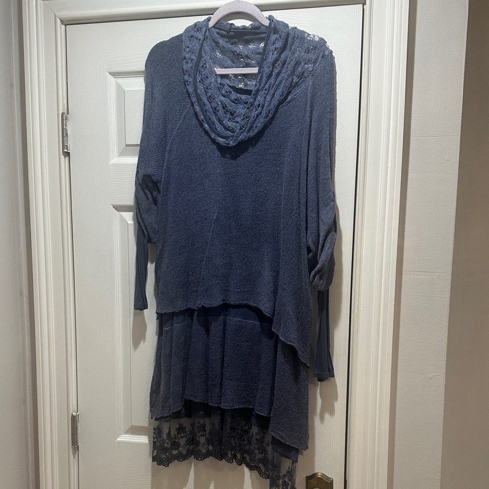 Women’s Layered Cowl Neck Tunic Sweater in Dusty Blue